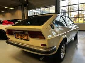 Alfa Romeo Exterior Colour thumbnail 7