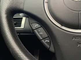 Aston Martin Exterior Colour thumbnail 17
