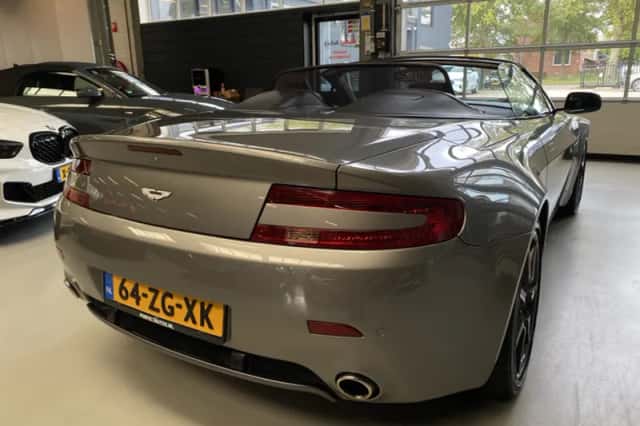 Aston Martin V8 (2008) thumbnail 4