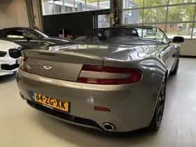 Aston Martin Exterior Colour thumbnail 4