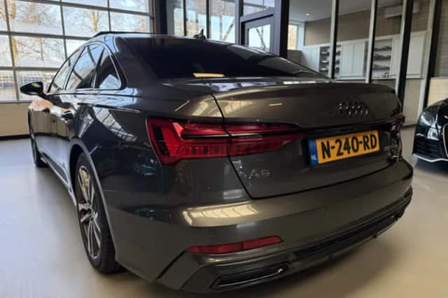 Audi A6 (2021) thumbnail 1