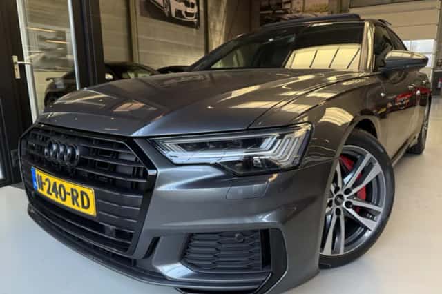 Audi Exterior Colour (2021) thumbnail 1