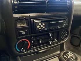 BMW Exterior Colour thumbnail 18