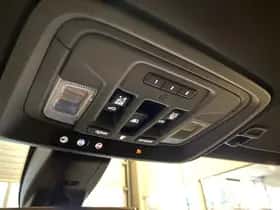Chevrolet Exterior Colour thumbnail 42
