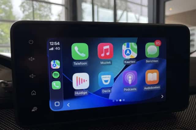 Dacia Exterior Colour (2021) thumbnail 4