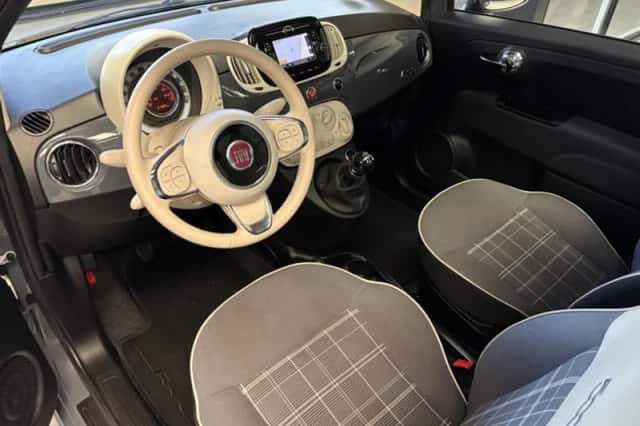 Fiat 500 (2019) thumbnail 2