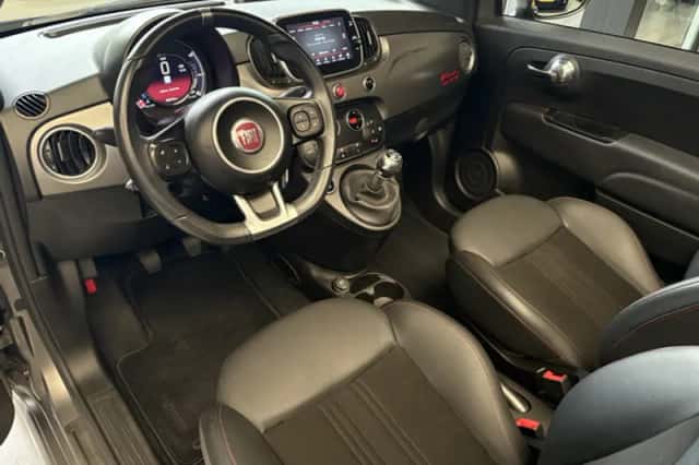 Fiat 500 (2021) thumbnail 2