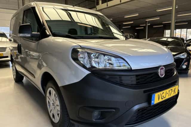 Fiat Exterior Colour (2020) thumbnail 2