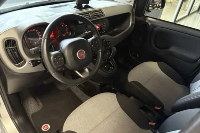 Fiat Panda (2017) thumbnail 2