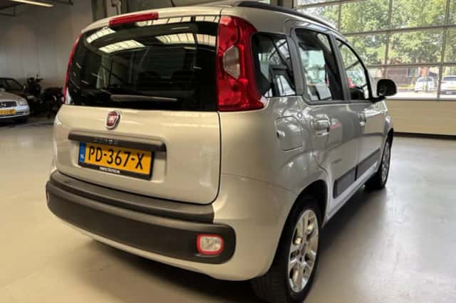 Fiat Panda (2017) thumbnail 3