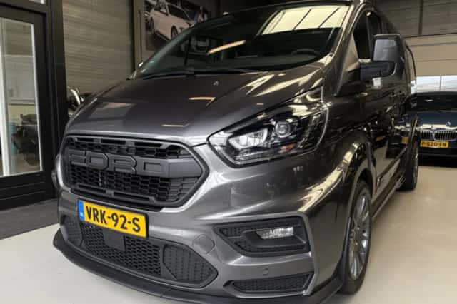 Ford Exterior Colour (2022) thumbnail 1