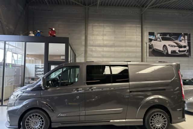 Ford Exterior Colour (2022) thumbnail 5