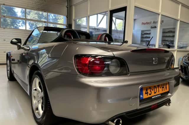 Honda S2000 (2000) thumbnail 1
