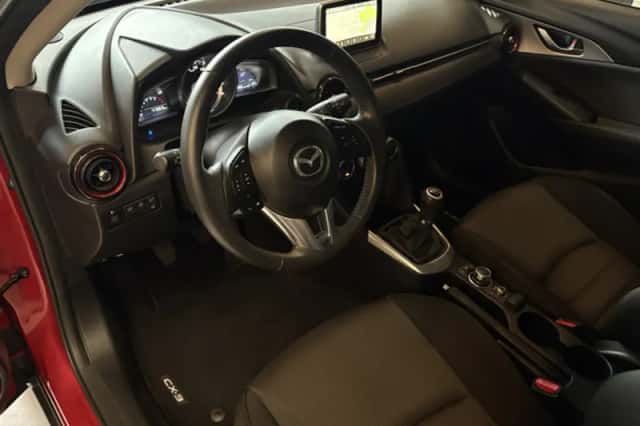 Mazda CX-3 (2016) thumbnail 2