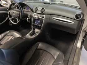 Mercedes-Benz Exterior Colour (2003) thumbnail 9