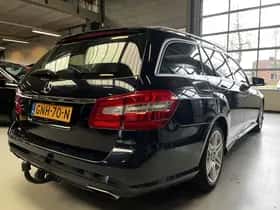 Mercedes-Benz Exterior Colour (2009) thumbnail 11