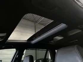 Mercedes-Benz Exterior Colour thumbnail 4