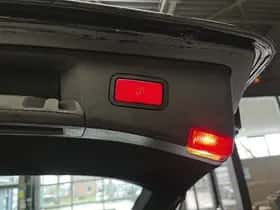 Mercedes-Benz Exterior Colour (2009) thumbnail 6