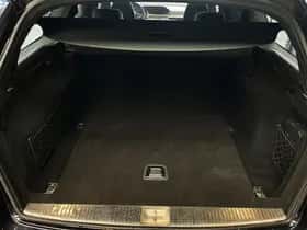 Mercedes-Benz Exterior Colour thumbnail 10