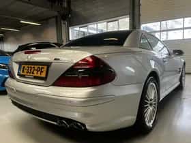 Mercedes-Benz Exterior Colour thumbnail 17