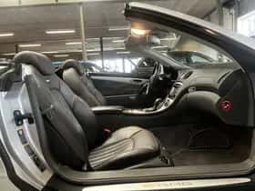 Mercedes-Benz Exterior Colour thumbnail 31