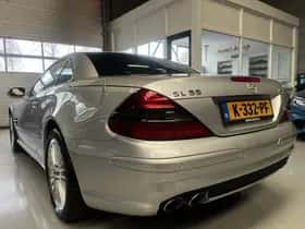 Mercedes-Benz Exterior Colour thumbnail 9