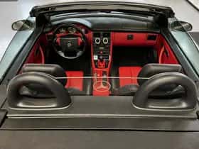 Mercedes-Benz Exterior Colour (1999) thumbnail 16