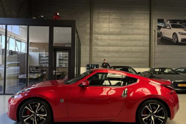 Nissan 370Z (2018) thumbnail 6