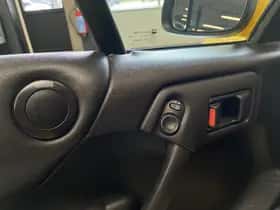 Opel Exterior Colour (1994) thumbnail 12