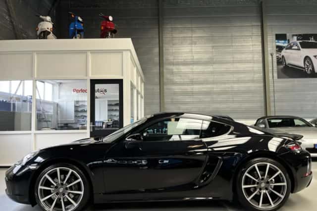Porsche 718 (2017) thumbnail 1