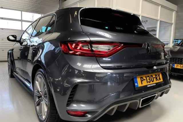 Renault Mégane (2018) thumbnail 1
