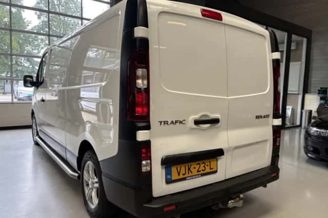 Renault Trafic (2021) thumbnail 1