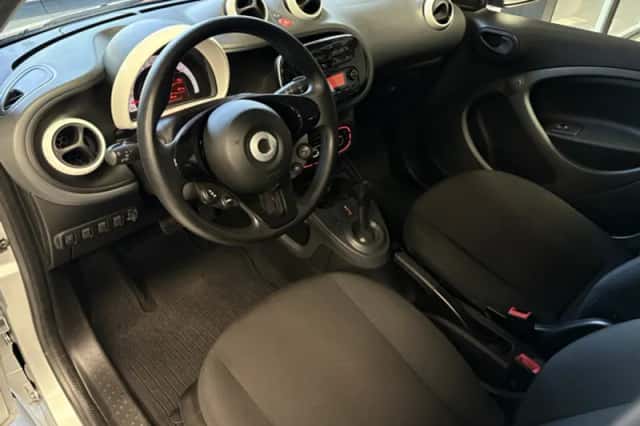 Smart Forfour (2018) thumbnail 2