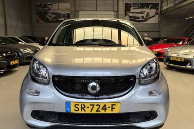 Smart Forfour (2018) thumbnail 3