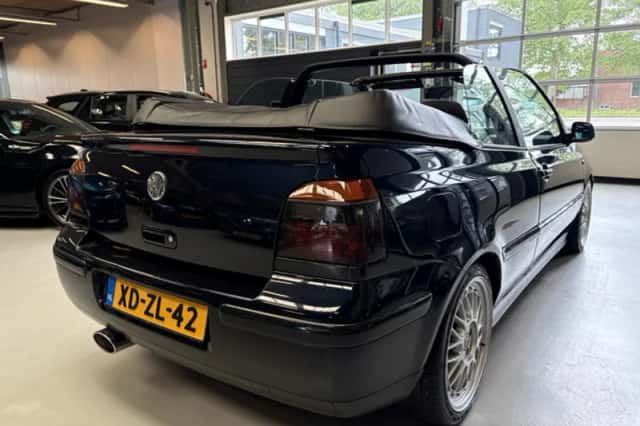 Volkswagen Golf (1998) thumbnail 5