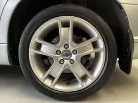 Volvo Exterior Colour thumbnail 11