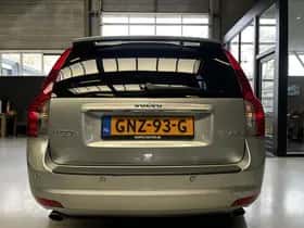 Volvo Exterior Colour thumbnail 13