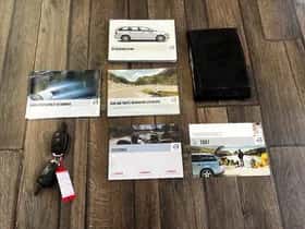 Volvo Exterior Colour thumbnail 9