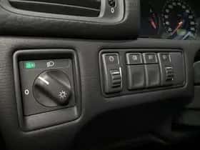 Volvo Exterior Colour thumbnail 11