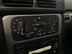 Volvo Exterior Colour thumbnail 12