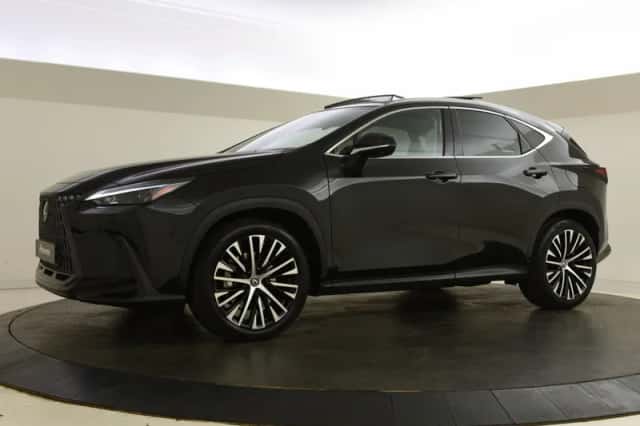 Lexus NX (2024) thumbnail 5