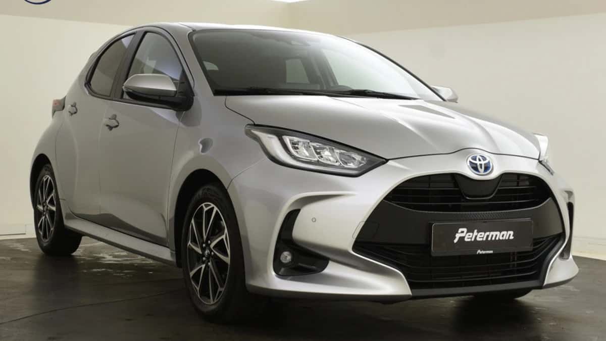 Toyota Yaris (2023) — foto 1