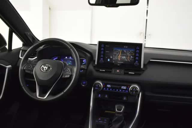 Toyota RAV4 (2020) thumbnail 4