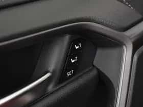 Toyota RAV4 (2023) thumbnail 19