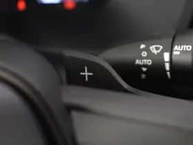 Toyota RAV4 (2023) thumbnail 38
