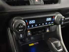 Toyota RAV4 (2023) thumbnail 40