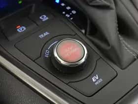 Toyota RAV4 (2023) thumbnail 44