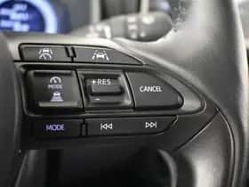Toyota Yaris (2024) thumbnail 16