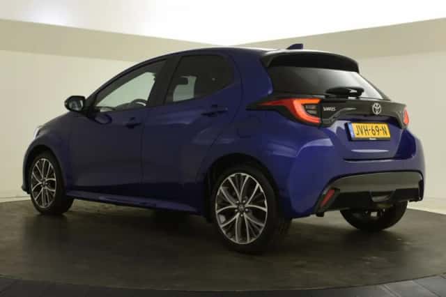 Toyota Yaris (2024) thumbnail 6