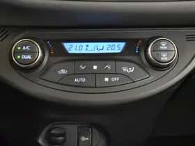 Toyota Yaris (2017) thumbnail 19